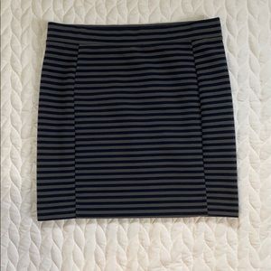 Navy Blue & Gray Madewell Short Skirt - Sz Medium